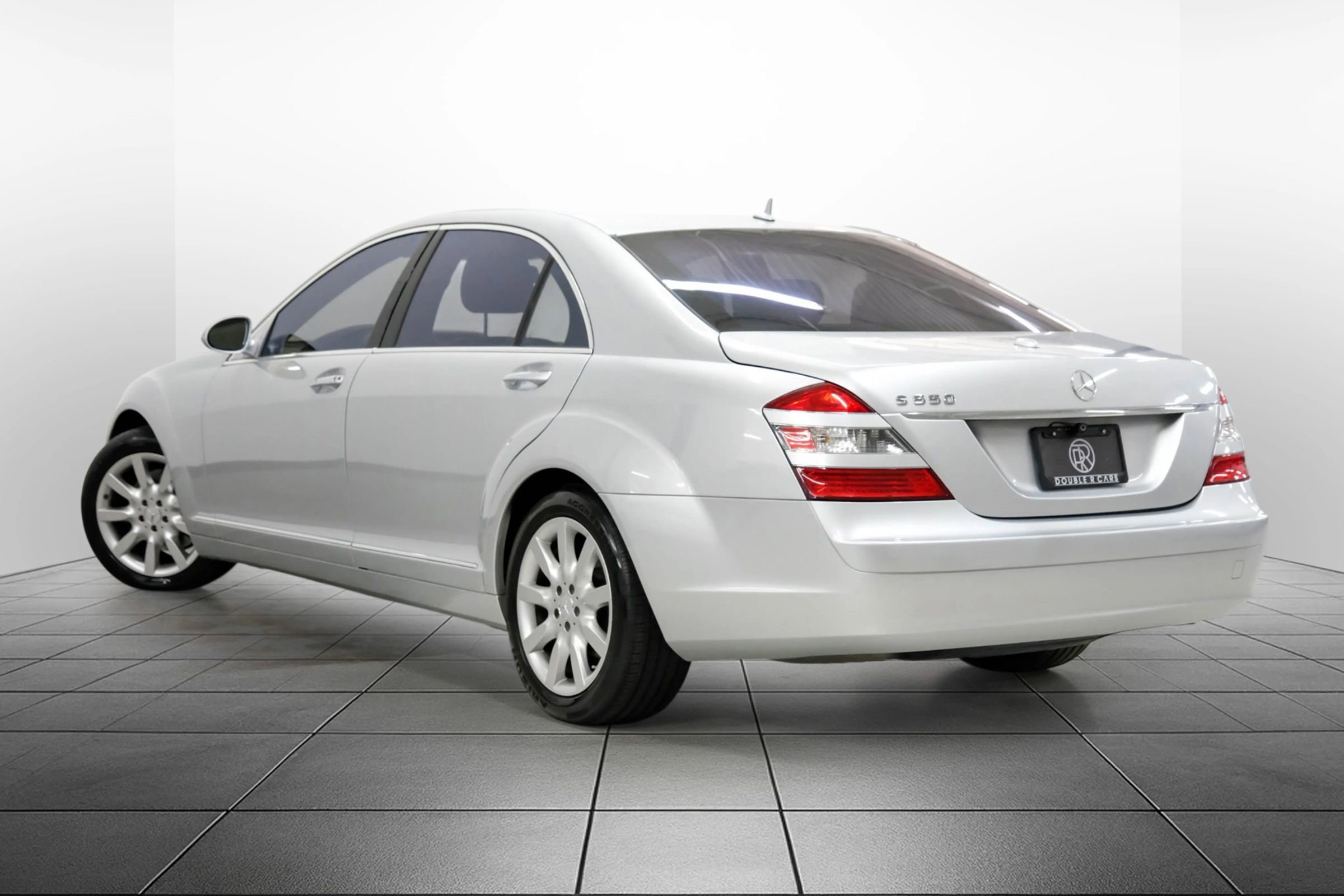 Used 2007 Mercedes-Benz S 550 image 11