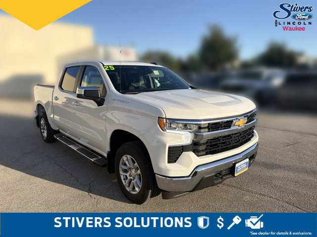 Used 2025 Chevrolet Silverado 1500 LT AWD/4WD image 3