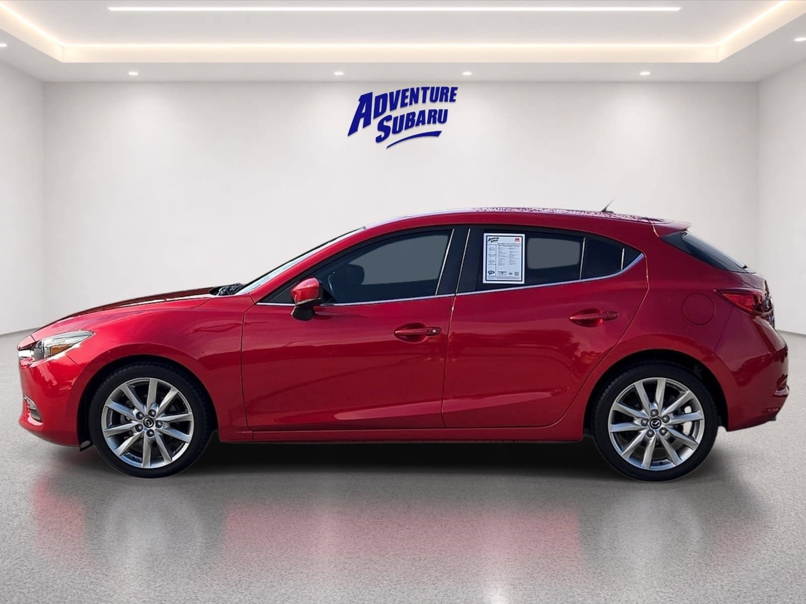 Used 2017 MAZDA MAZDA3 Touring FWD image 4