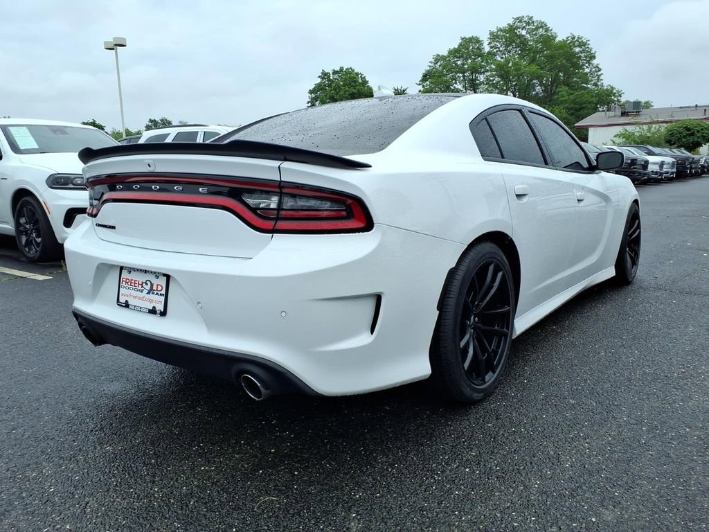 Used 2017 Dodge Charger R/T RWD image 20