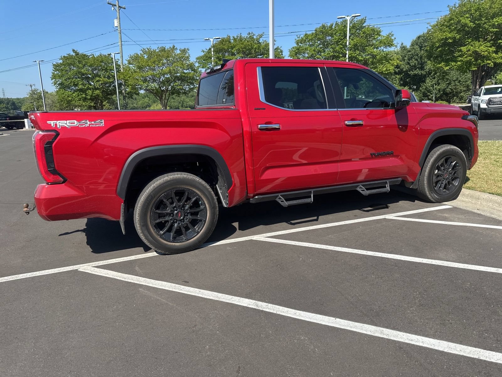 Used 2023 Toyota Tundra Limited w/ TRD Off-Road Package AWD/4WD image 18