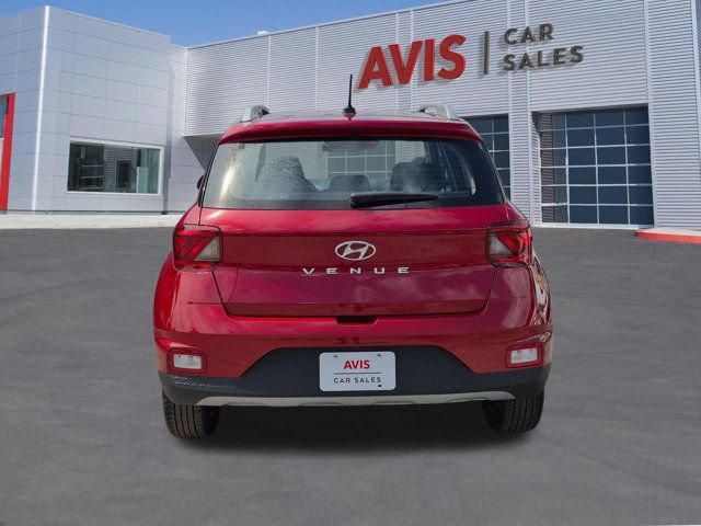 Used 2025 Hyundai Venue SEL FWD image 7
