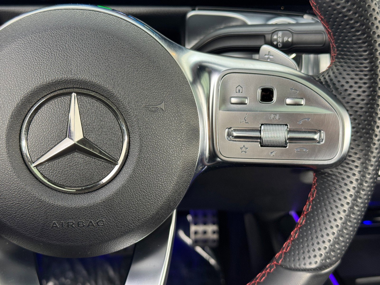 Used 2022 Mercedes-Benz EQB 350 4MATIC image 21