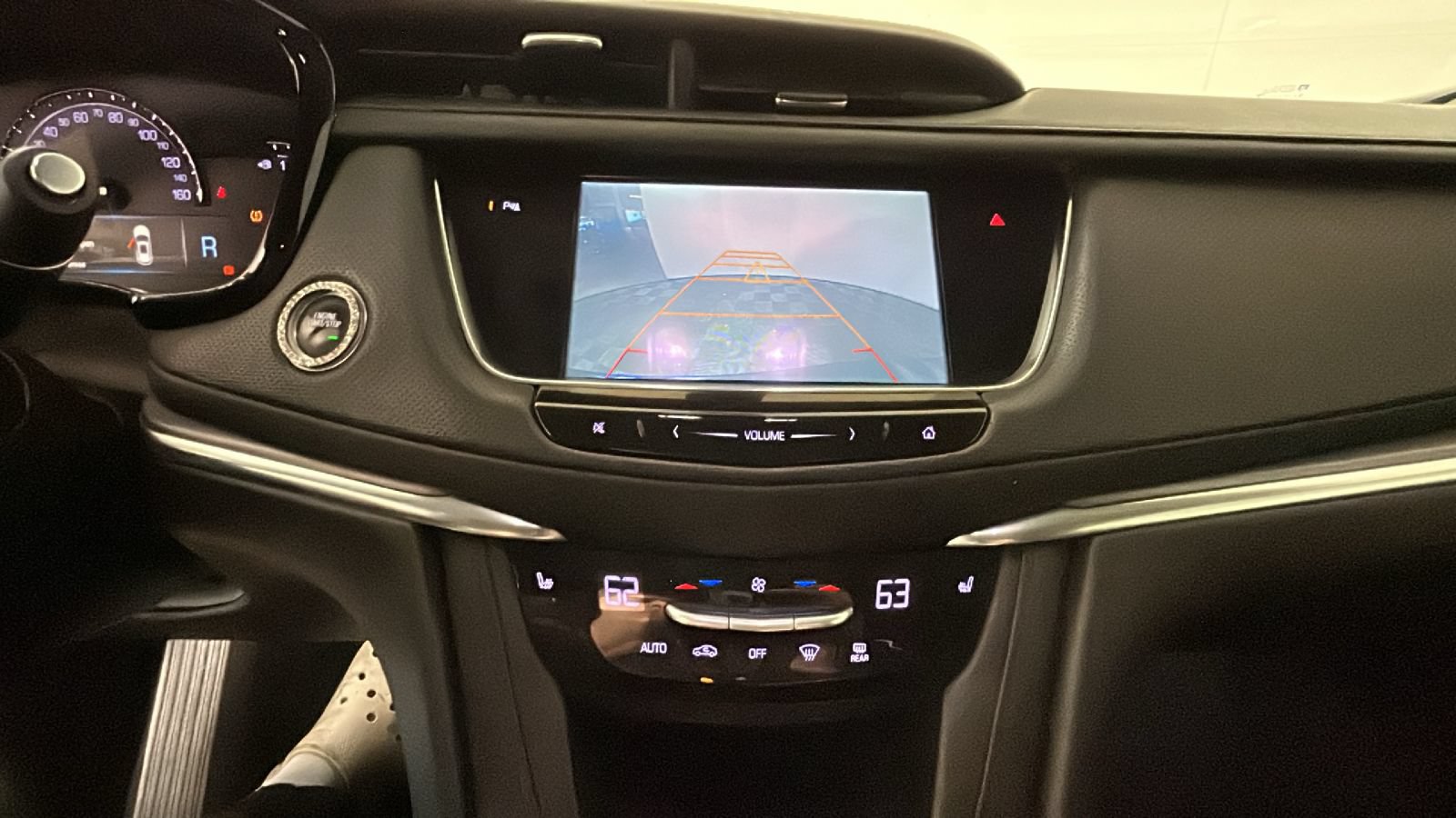 Used 2017 Cadillac XT5 Luxury AWD/4WD image 29