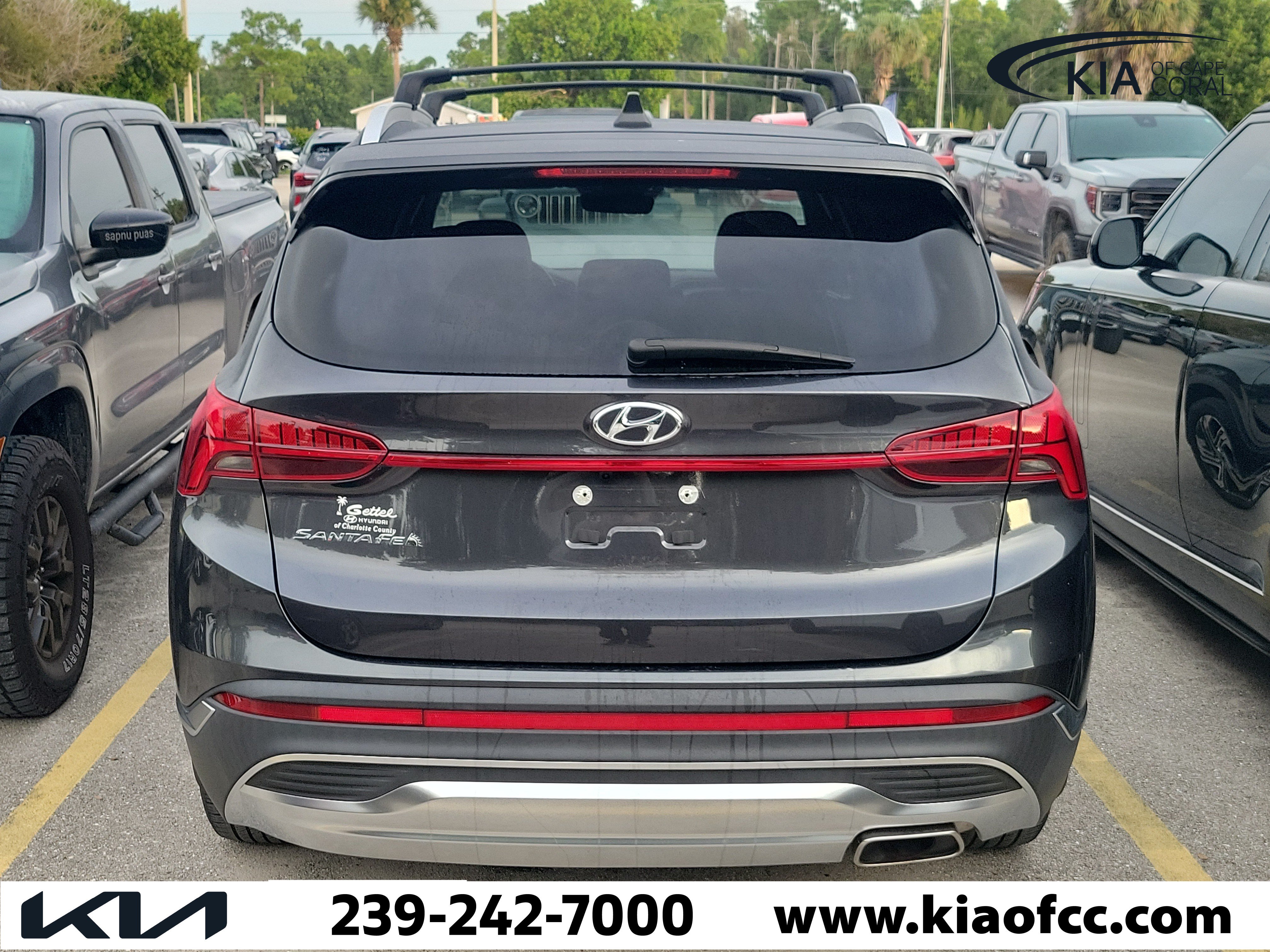 Used 2021 Hyundai Santa Fe SEL w/ Convenience + Premium Package FWD image 5
