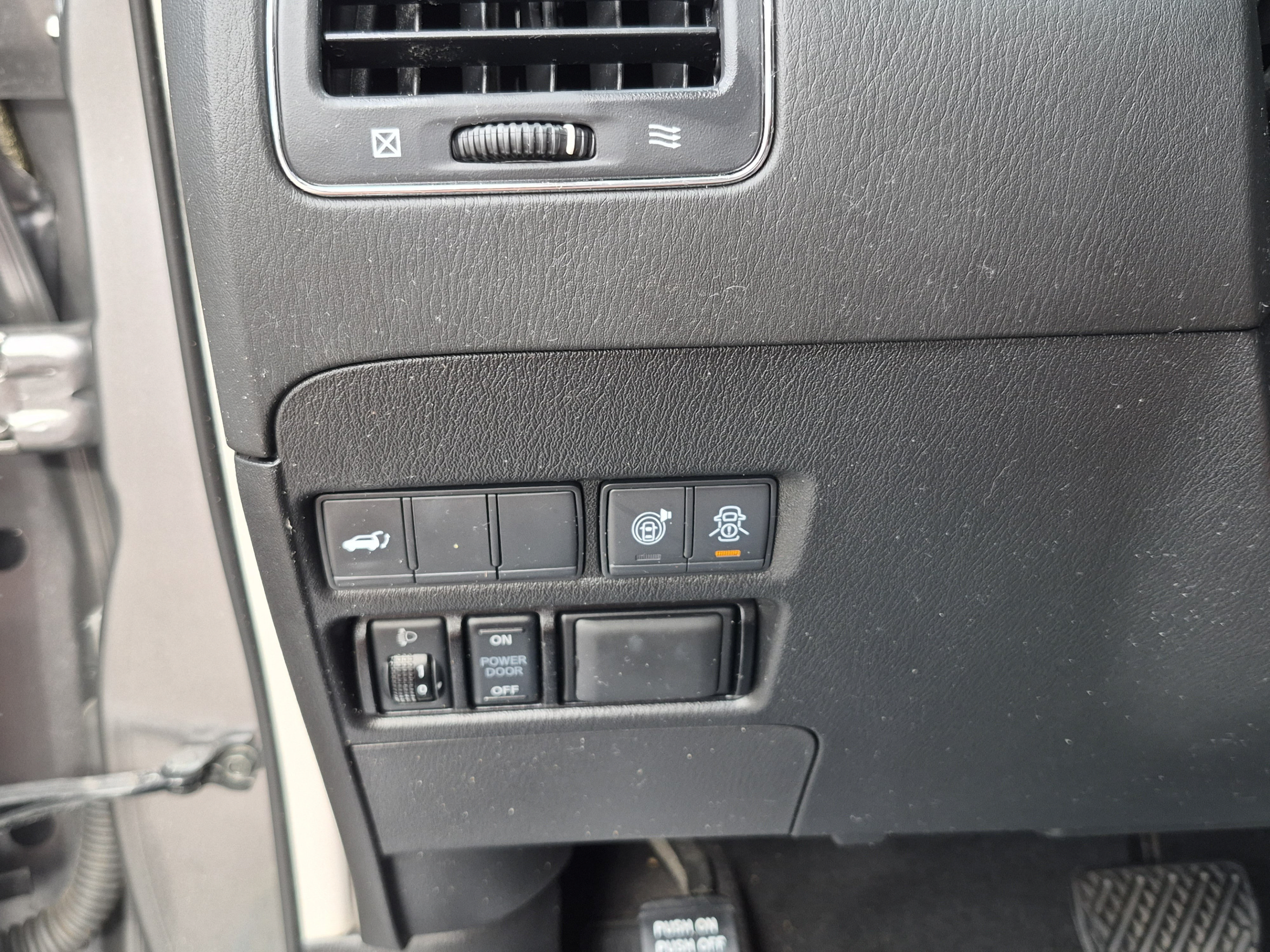 Used 2019 Nissan Armada SL w/ Premium Package RWD image 30
