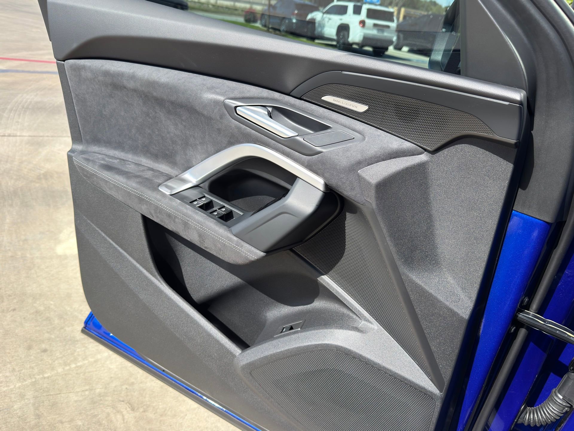 New 2026 Audi SQ5 Premium Plus image 21