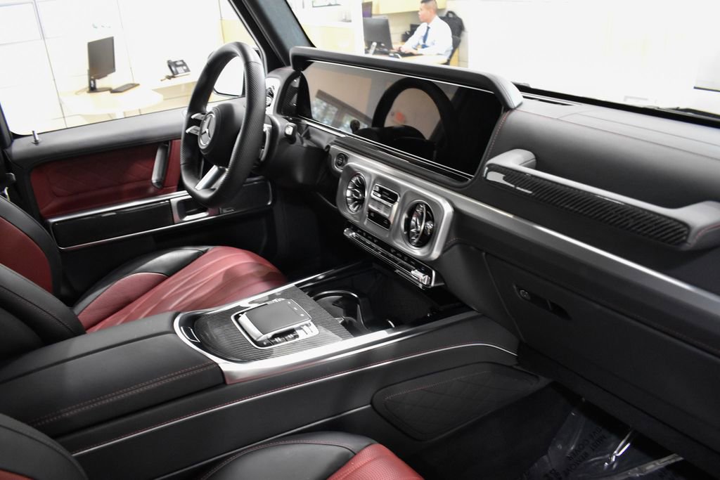 Certified 2025 Mercedes-Benz G 550 image 17