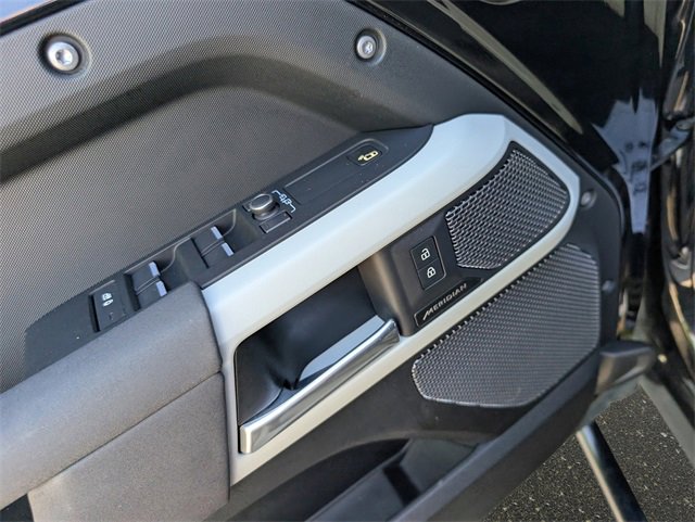 Used 2023 Land Rover Defender 110 S image 26