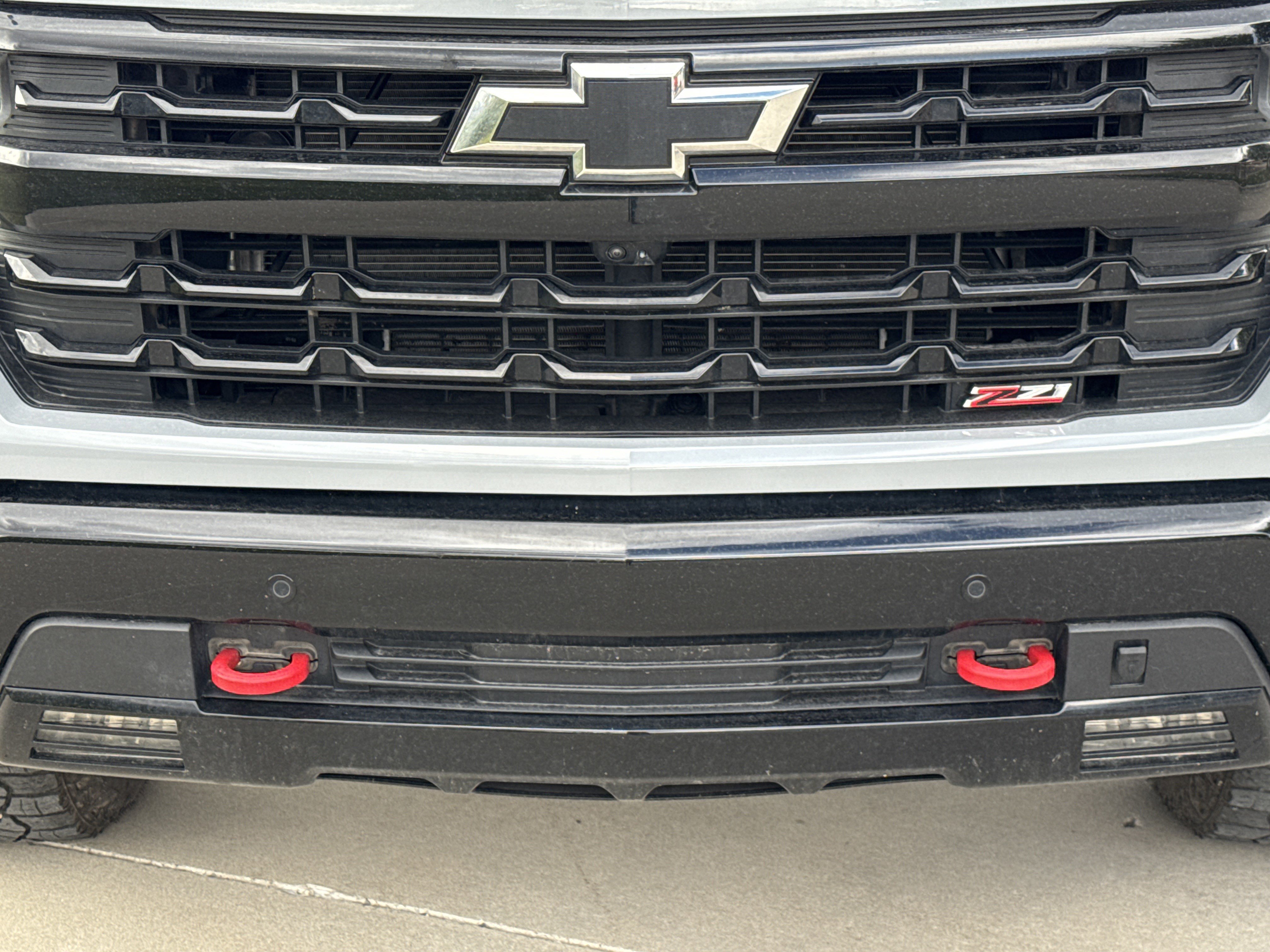 Used 2024 Chevrolet Silverado 1500 LT Trail Boss w/ Convenience Package II AWD/4WD image 9