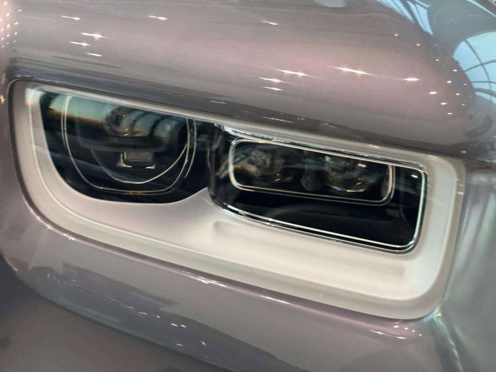 Used 2019 Rolls-Royce Phantom Sedan image 9