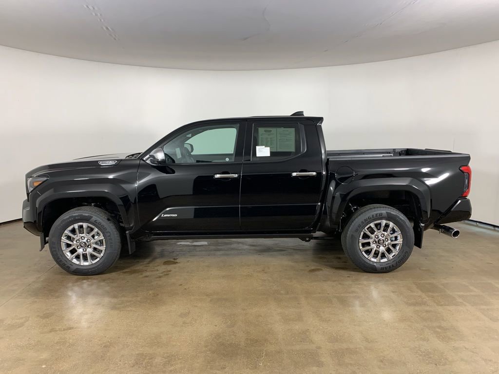 Used 2026 Toyota Tacoma Limited AWD/4WD image 15