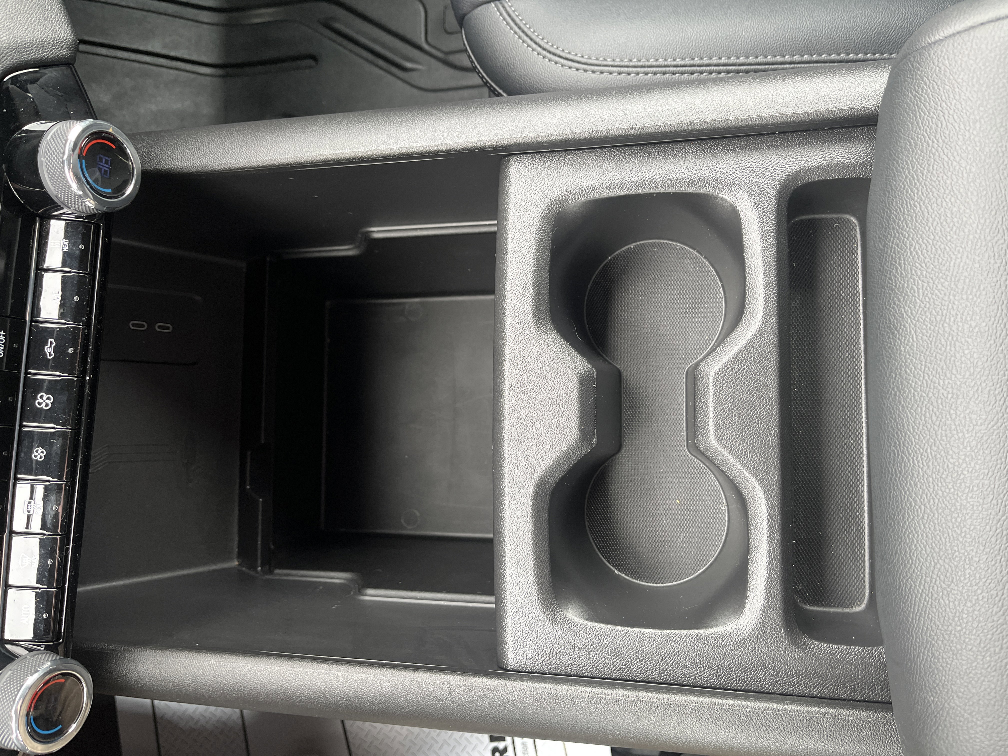 Used 2025 Chevrolet Silverado EV W/T image 30