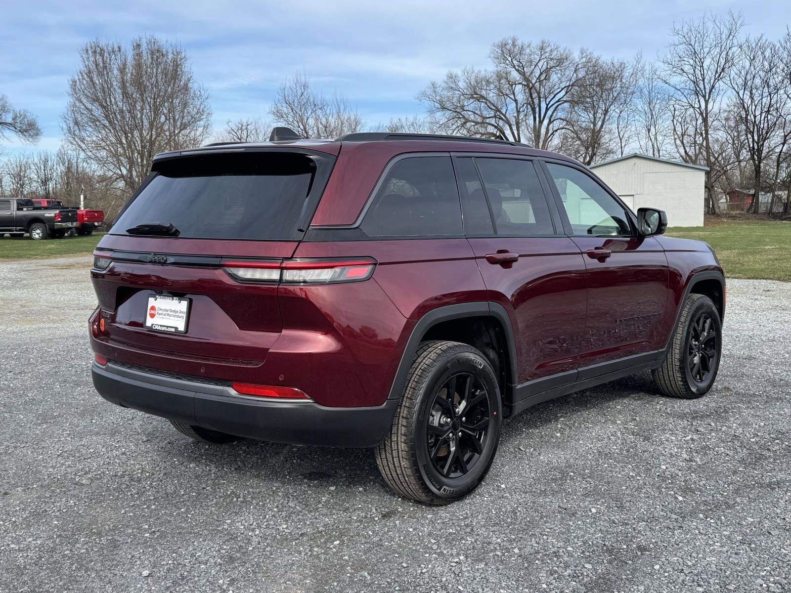New 2026 Jeep Grand Cherokee Altitude AWD/4WD image 20