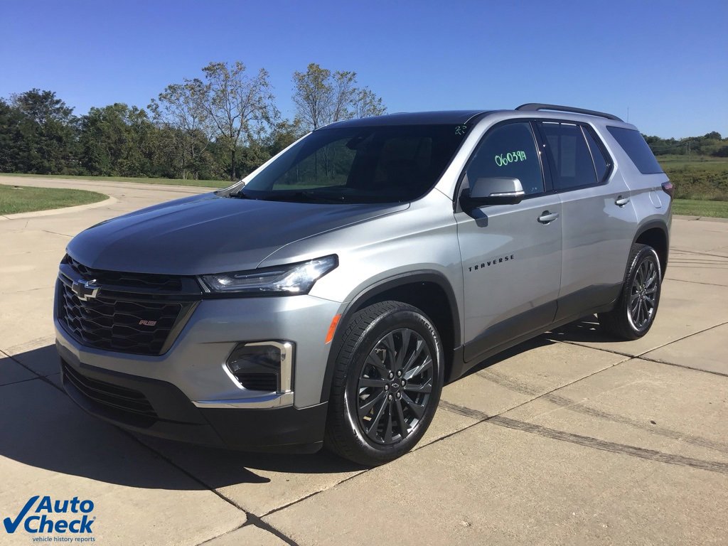 Used 2023 Chevrolet Traverse RS image 10