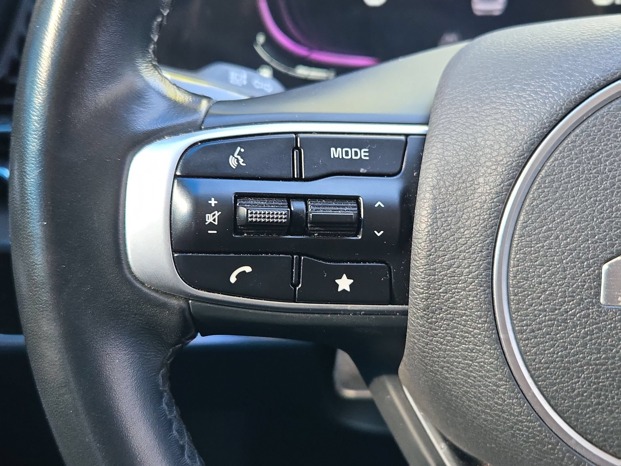 Used 2023 Kia Sportage EX FWD image 21