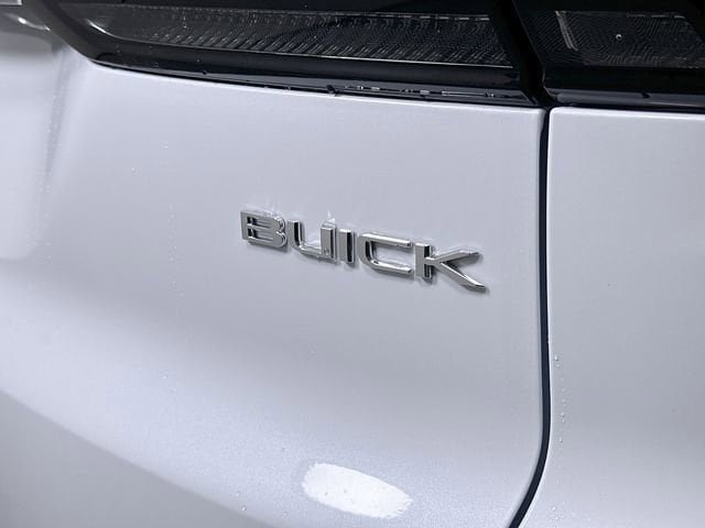 New 2026 Buick Enclave Avenir w/ Super Cruise Package FWD image 34