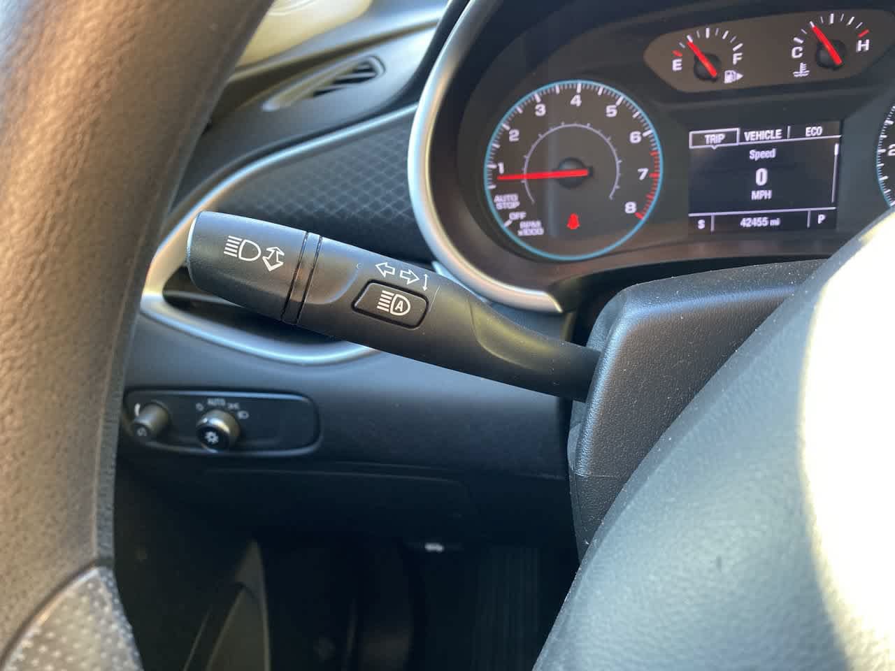 Used 2025 Chevrolet Malibu LT FWD image 23
