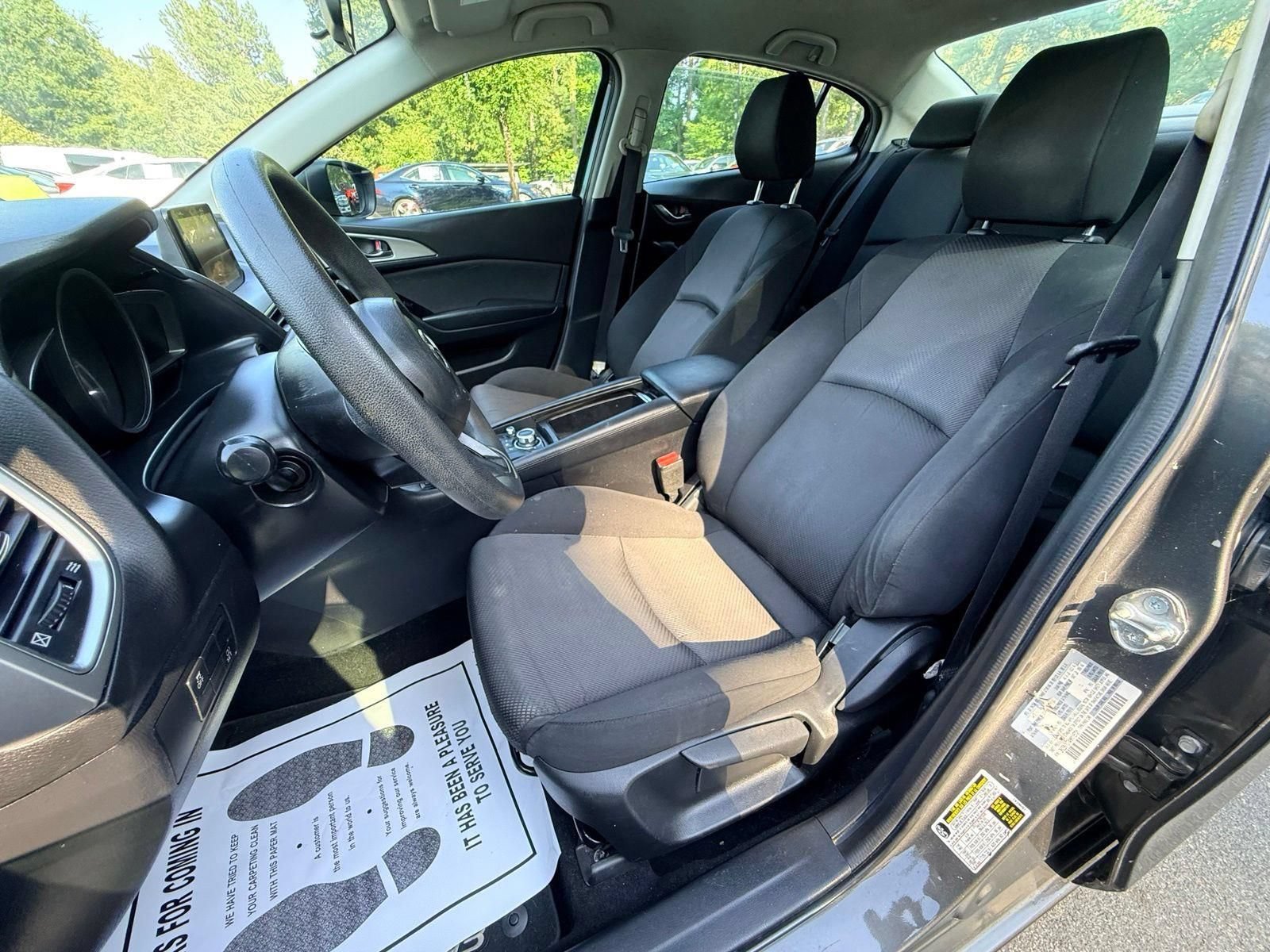 Used 2017 MAZDA MAZDA3 Sport FWD image 20