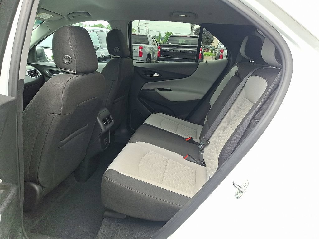 Certified 2021 Chevrolet Equinox LS w/ LS Convenience Package FWD image 10