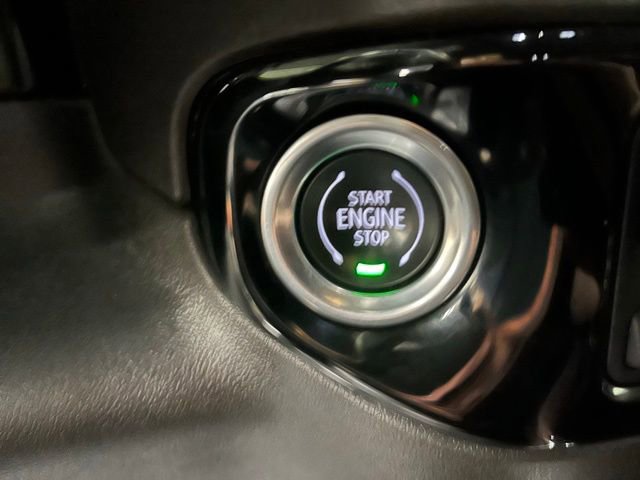 Used 2024 GMC Sierra 2500 SLT w/ SLT Convenience Package image 15