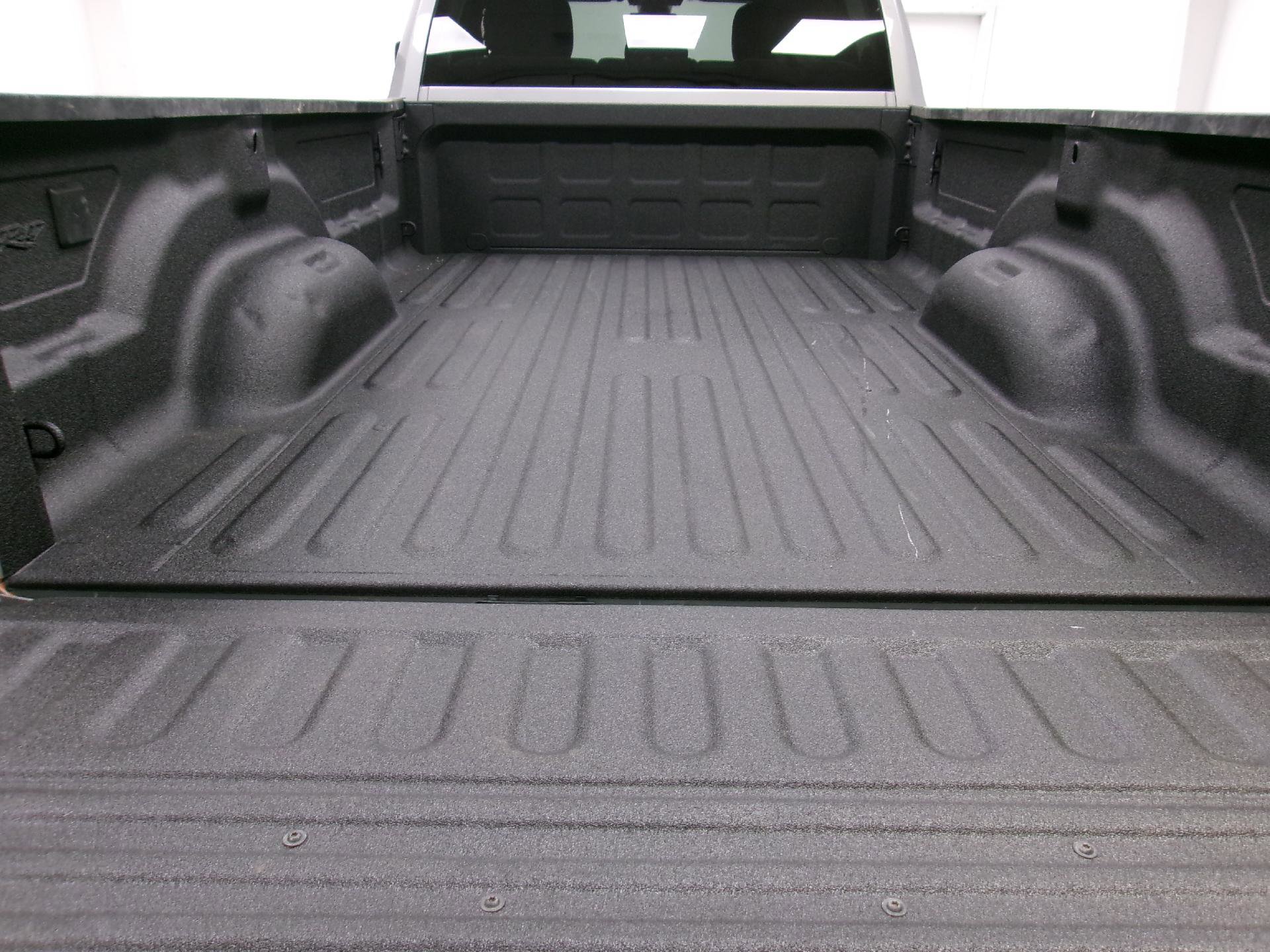 Used 2024 RAM 3500 Big Horn AWD/4WD image 10