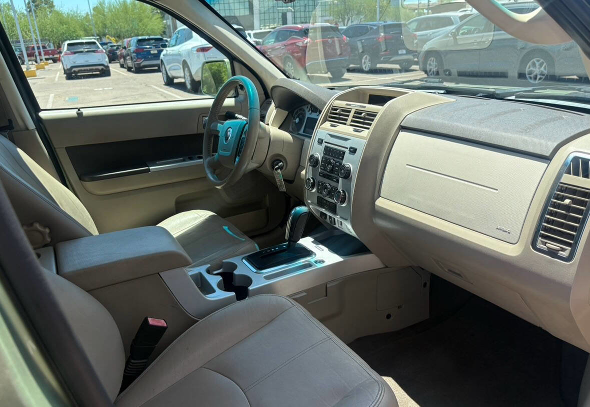 Used 2009 Mercury Mariner Premier FWD image 4