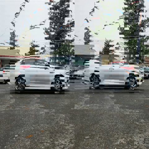 Used 2019 Kia Optima LX image 5