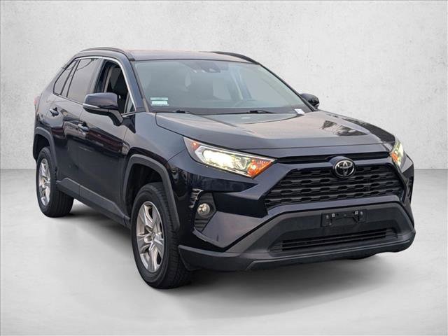 Used 2021 Toyota RAV4 XLE image 3