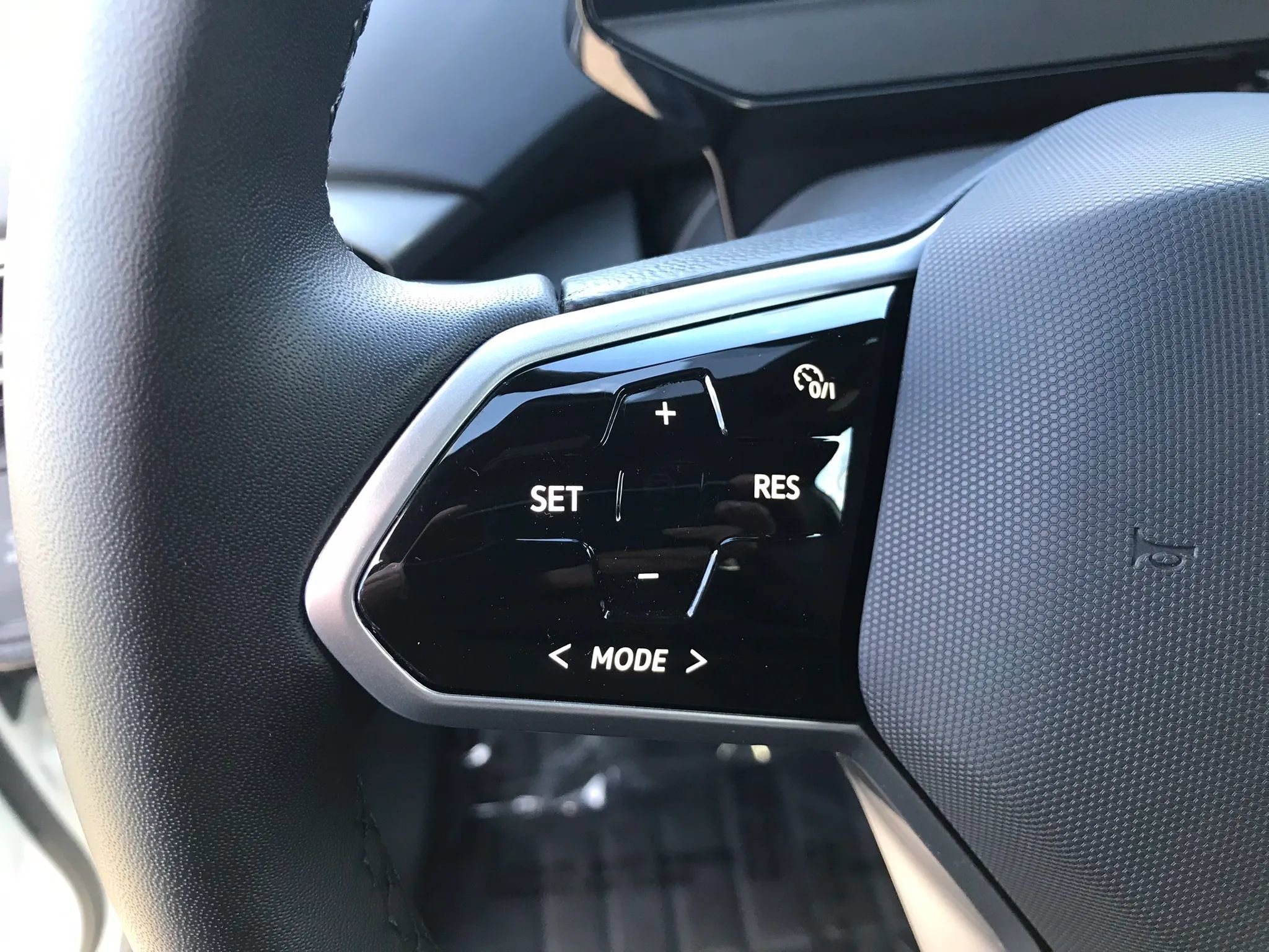 Used 2023 Volkswagen ID.4 Pro S image 15