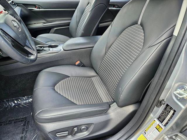 Used 2023 Toyota Camry SE FWD image 15