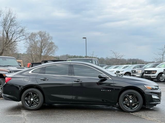 Used 2025 Chevrolet Malibu LS image 32