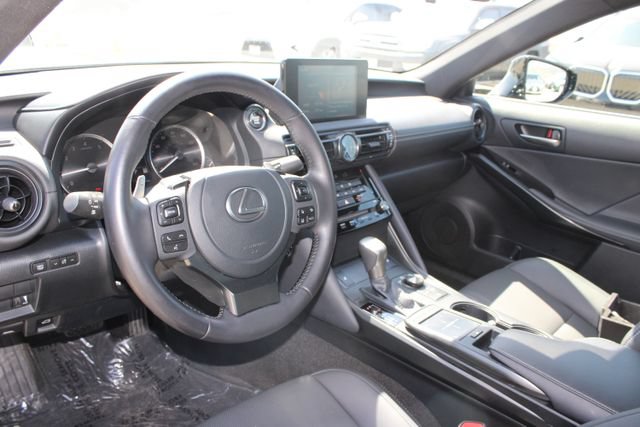 Certified 2024 Lexus IS 300 F Sport RWD image 11