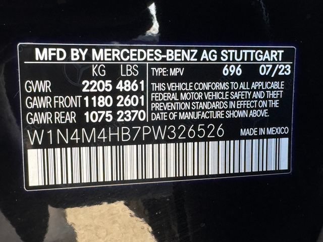 Used 2023 Mercedes-Benz GLB 250 4MATIC image 27
