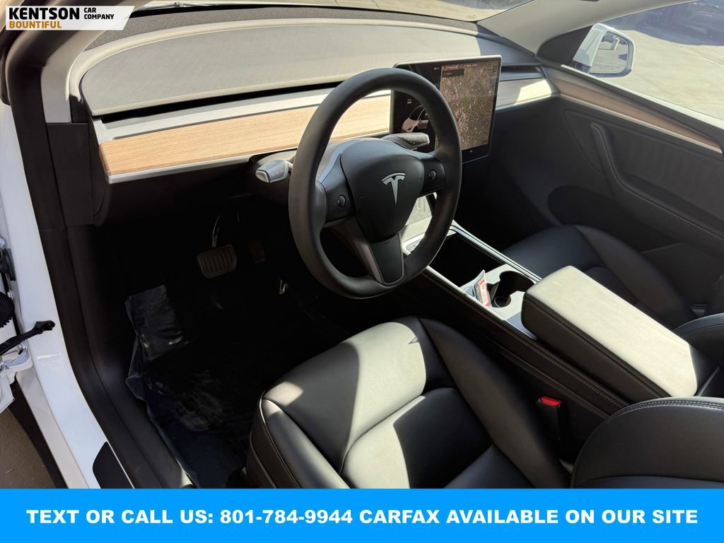 Used 2023 Tesla Model Y Long Range image 29