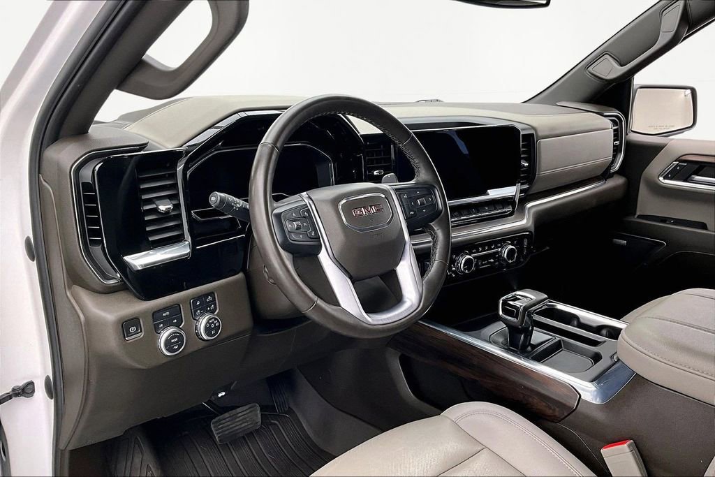Used 2024 GMC Sierra 1500 SLT w/ SLT Premium Plus Package image 14