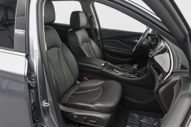 Certified 2019 Buick Envision Essence FWD image 21