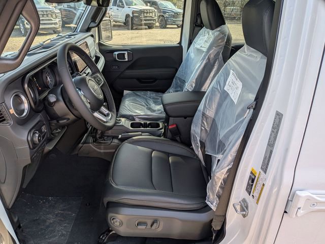 New 2026 Jeep Wrangler Sahara image 9