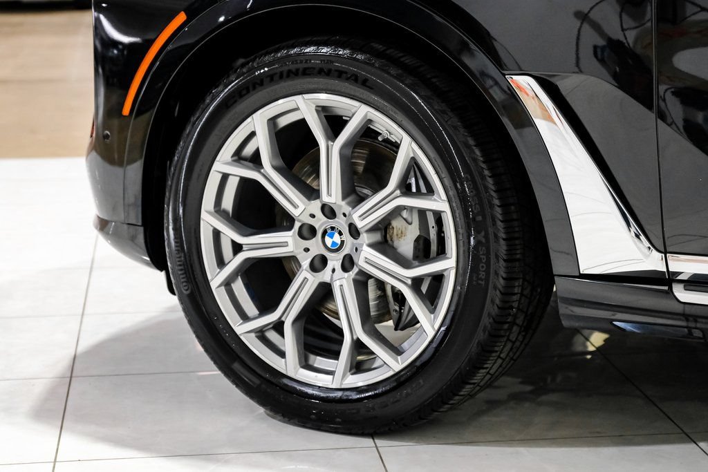 Used 2024 BMW X7 xDrive40i AWD/4WD image 49