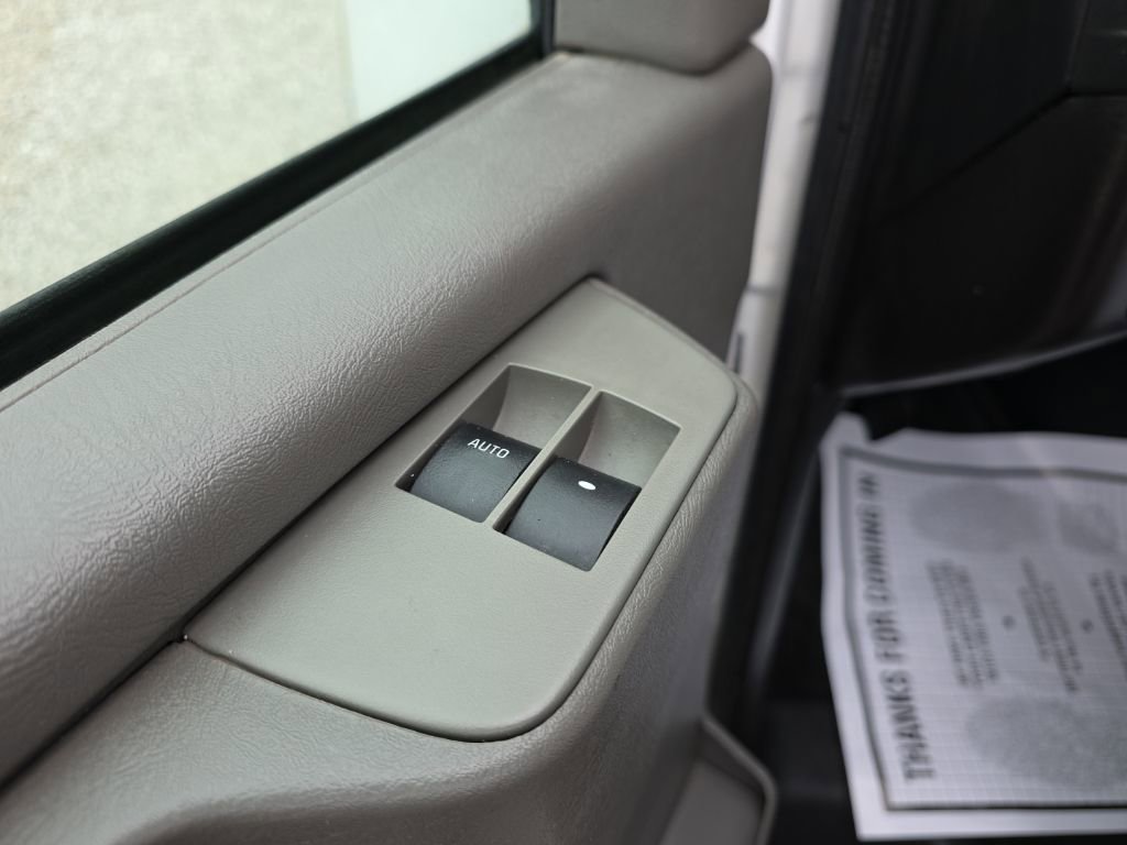 Used 2014 Chevrolet Express 3500 LT w/ LT Preferred Equipment Group image 8