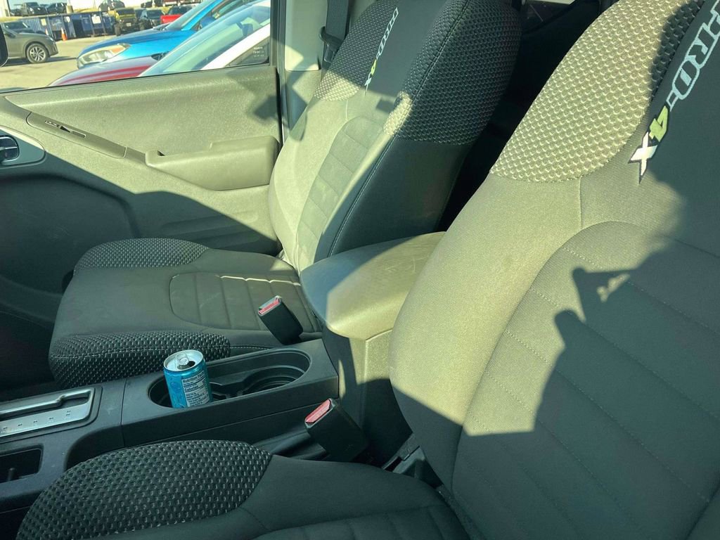 Used 2019 Nissan Frontier PRO-4X image 5