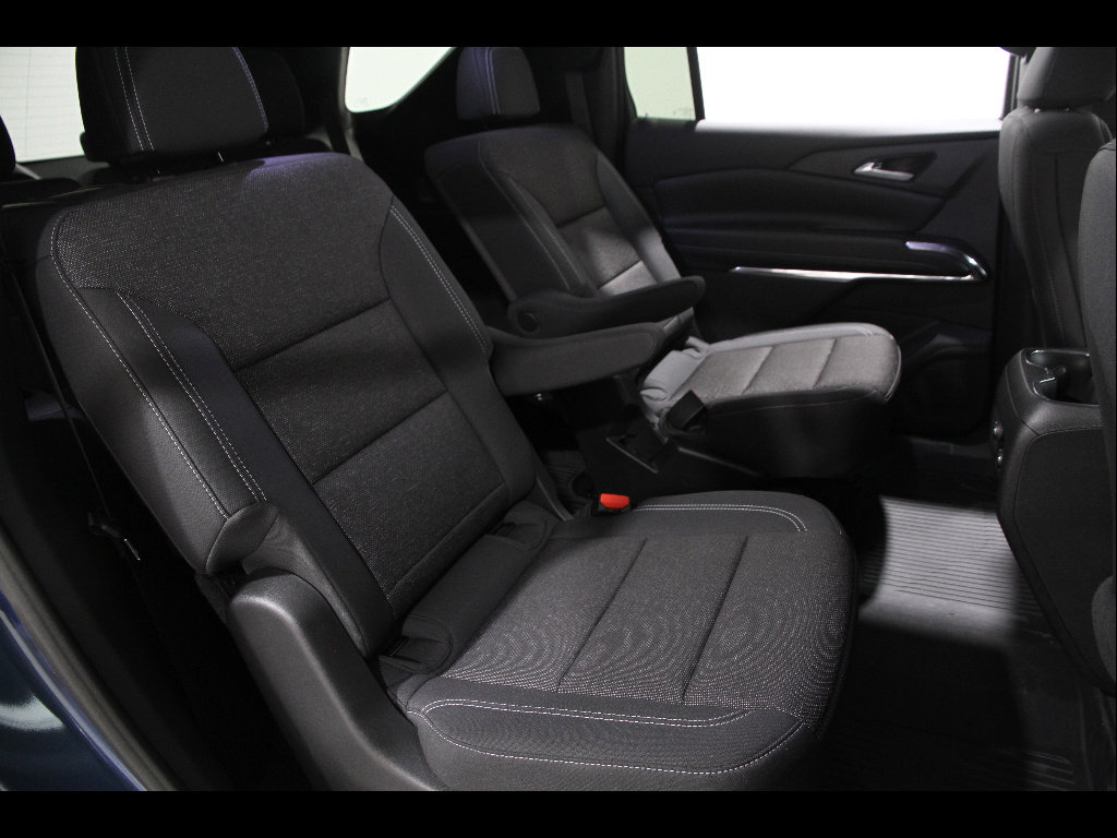 Certified 2026 Chevrolet Traverse LT w/ LPO, Floor Liner Package image 17