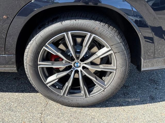 New 2026 BMW X6 xDrive40i w/ Climate Comfort Package image 13