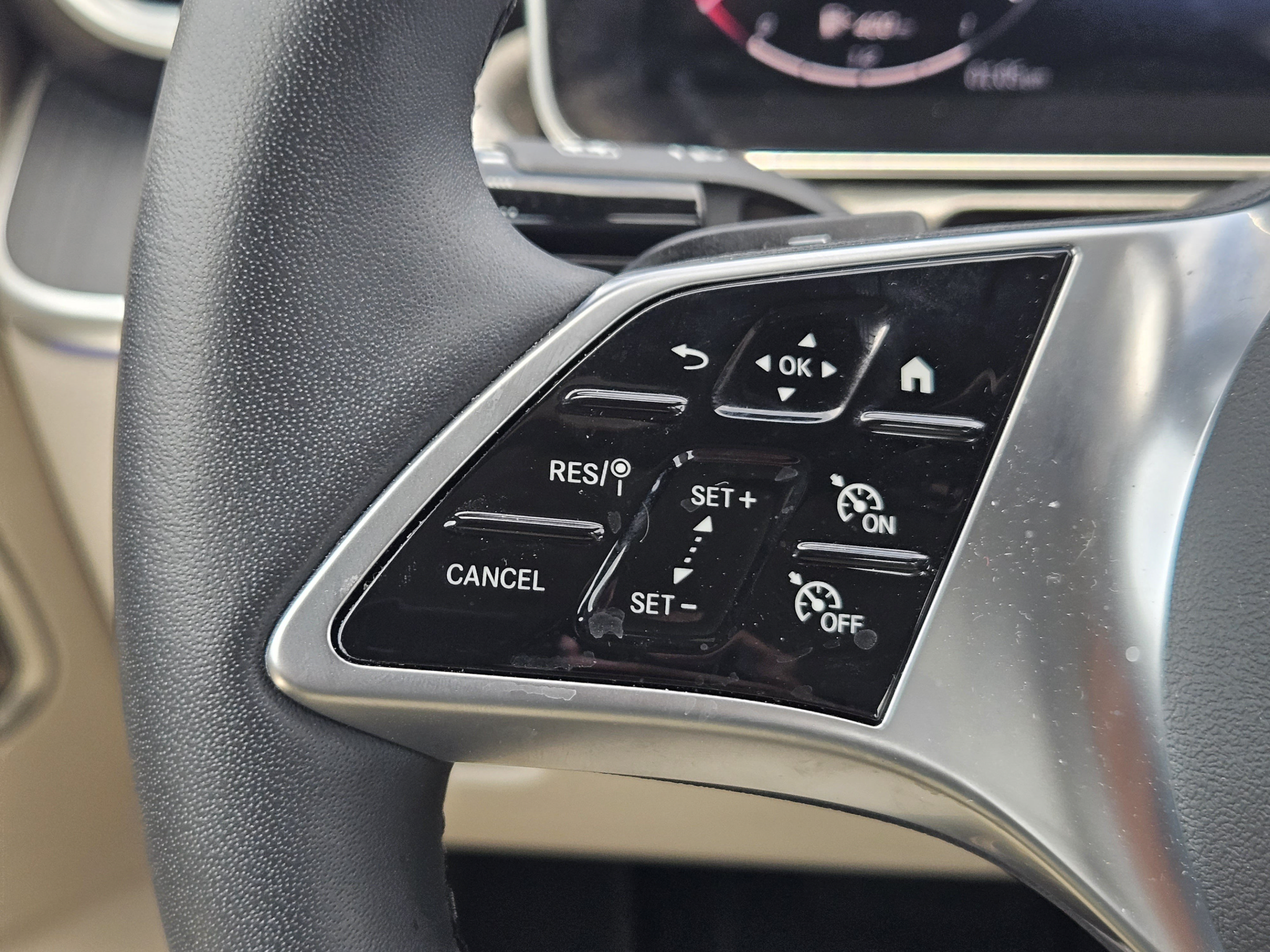 Certified 2026 Mercedes-Benz C 300 Sedan image 17