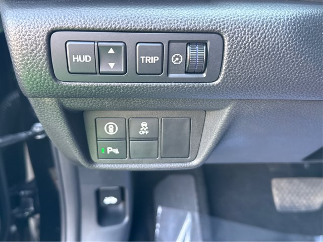 Used 2018 Honda Accord Touring image 35