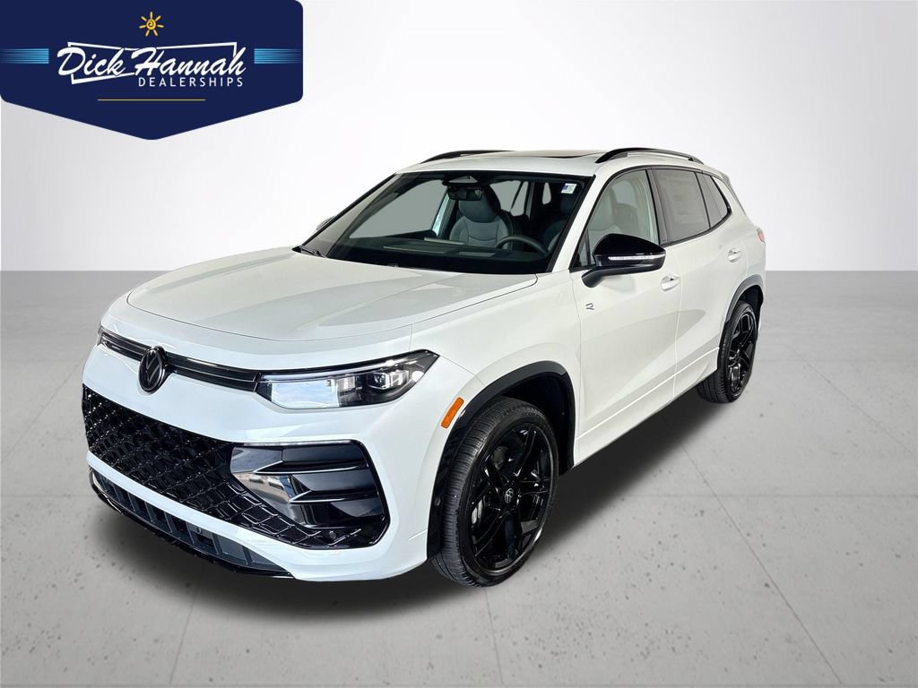 New 2026 Volkswagen Tiguan SE R-Line AWD/4WD image 1