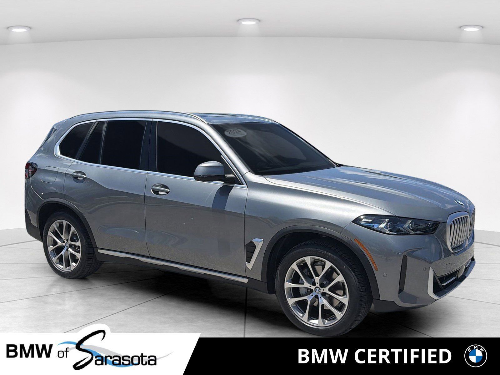 Certified 2024 BMW X5 sDrive40i w/ Premium Package RWD image 1