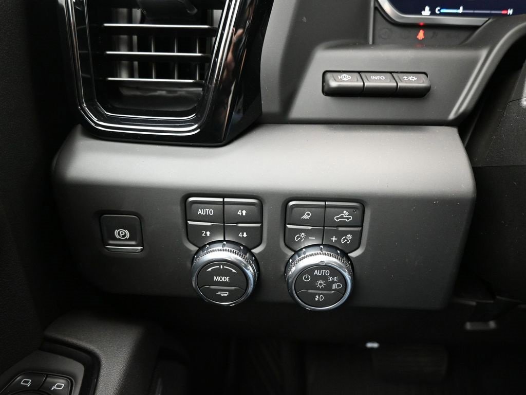 New 2026 GMC Sierra 3500 AT4 w/ AT4 Premium Plus Package image 23