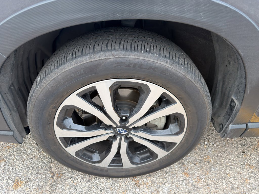 Used 2022 Subaru Forester Limited image 23