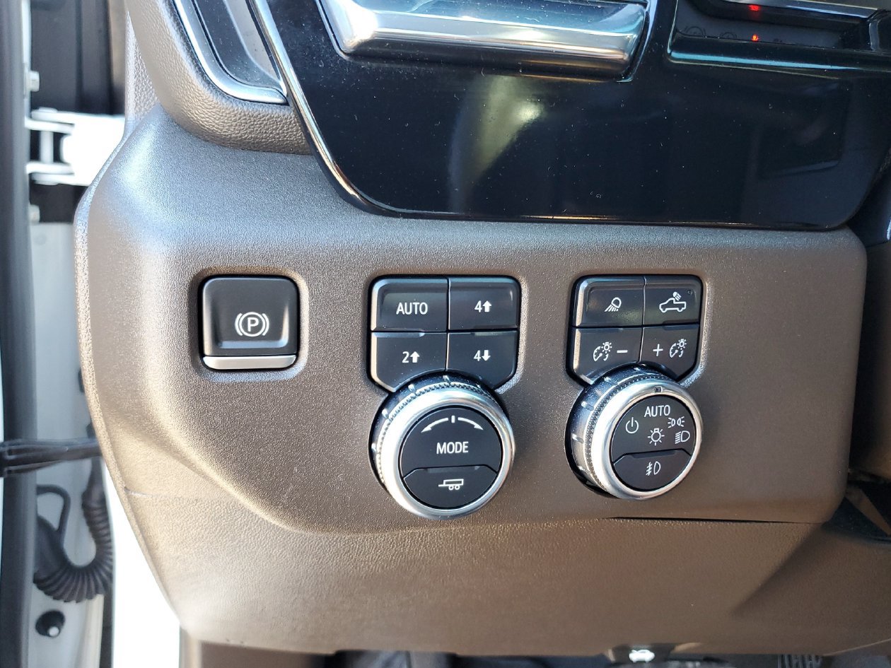 Used 2024 GMC Sierra 1500 SLT w/ SLT Premium Plus Package AWD/4WD image 31